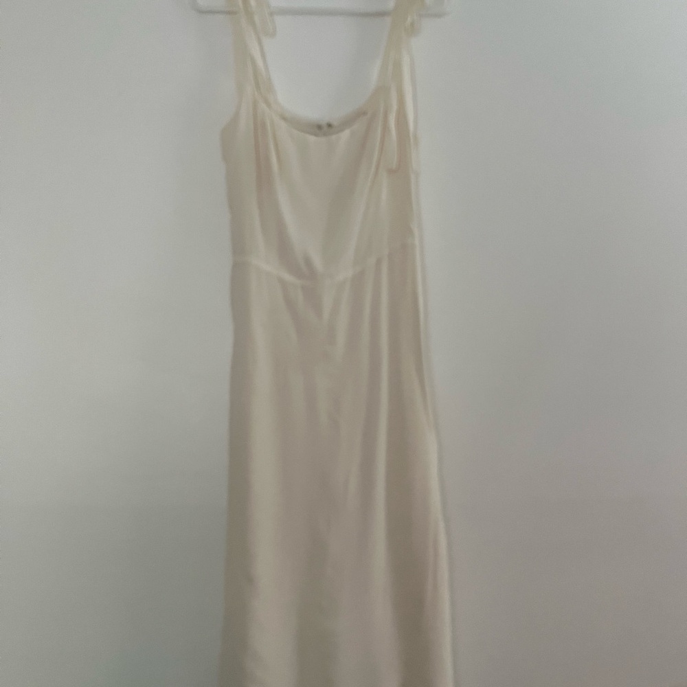 Reformation ivory besse dress in ivory US size 10